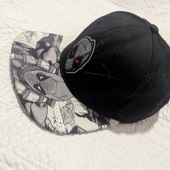 Deadpool Gray Mask Sublimated Visor Snapback Hat - Picture 3 of 3